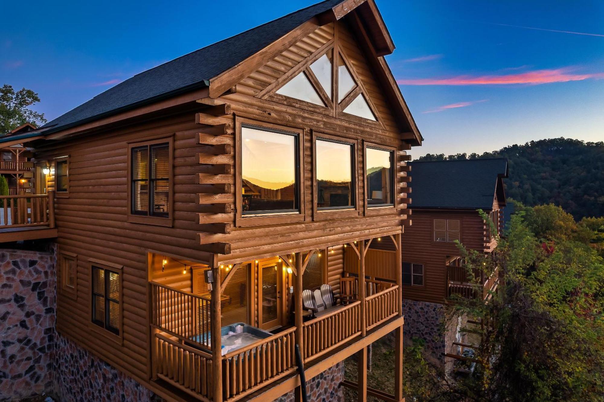 Epic Mountain Views, Hot Tub, Game Room, Sleeps 10 Sevierville Exterior photo